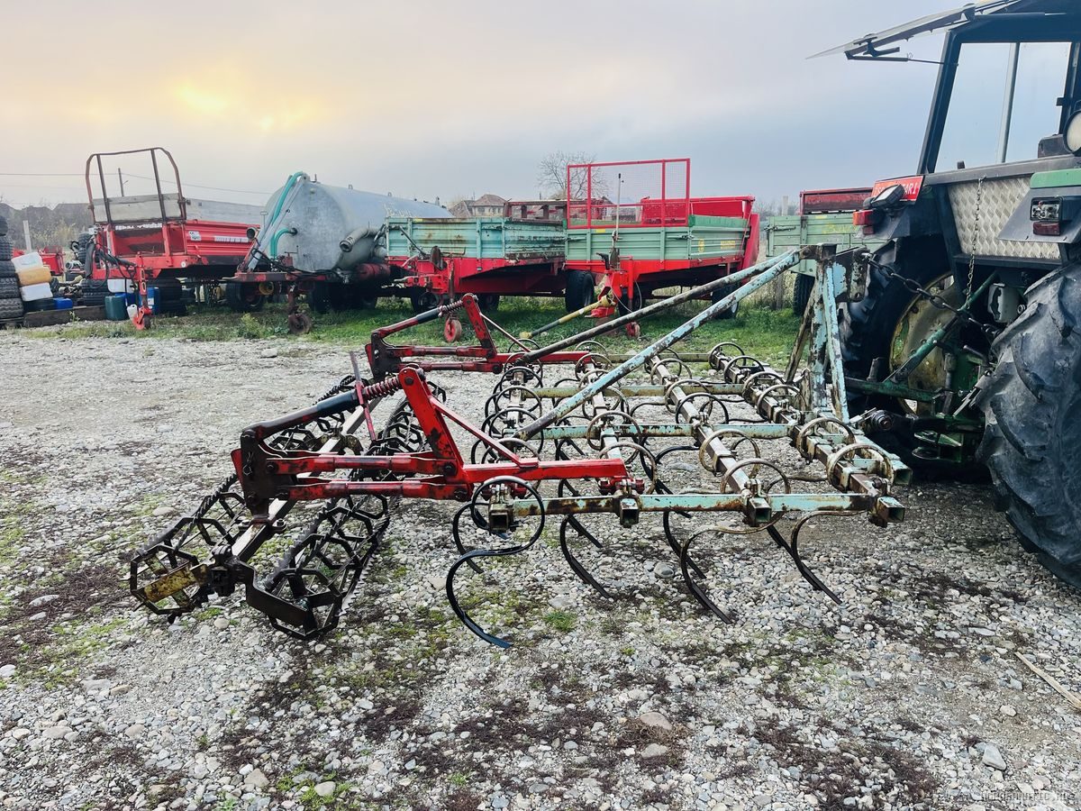 Combinator, cultivator Feldherr cu 2 randuri de tavalugi 2.6 m latime — utilaj agricol de vanzare la AgroFanatic Bihor