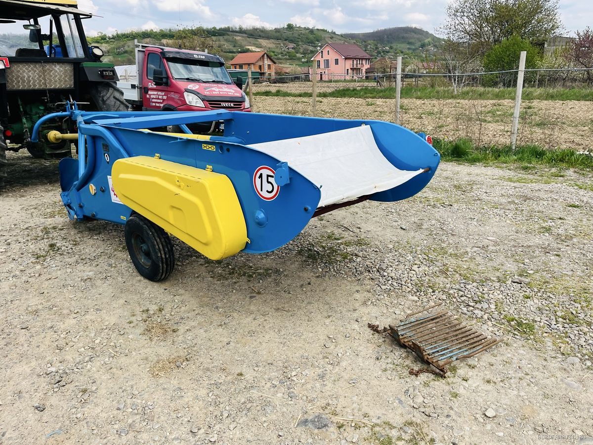 Culegatoare, utilaj de recoltat cartofi, ceapa pe 2 randuri Agromet — utilaj agricol de vanzare la AgroFanatic Bihor