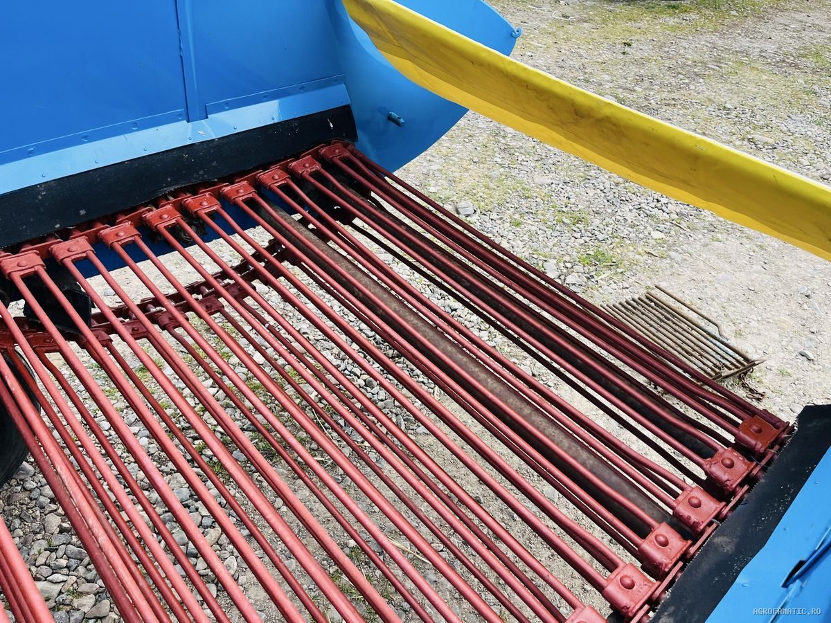 Culegatoare, utilaj de recoltat cartofi, ceapa pe 2 randuri Agromet — utilaj agricol de vanzare la AgroFanatic Bihor