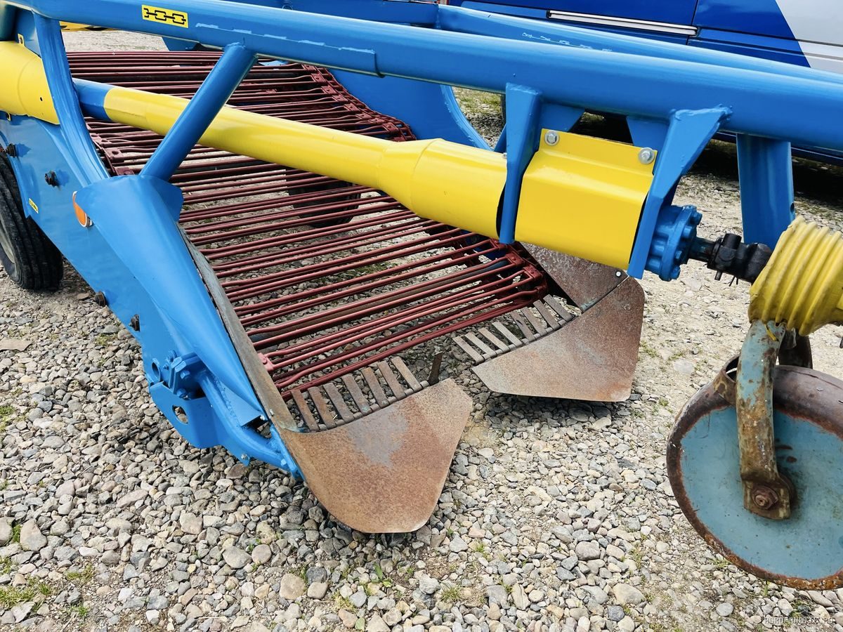 Culegatoare, utilaj de recoltat cartofi, ceapa pe 2 randuri Agromet — utilaj agricol de vanzare la AgroFanatic Bihor