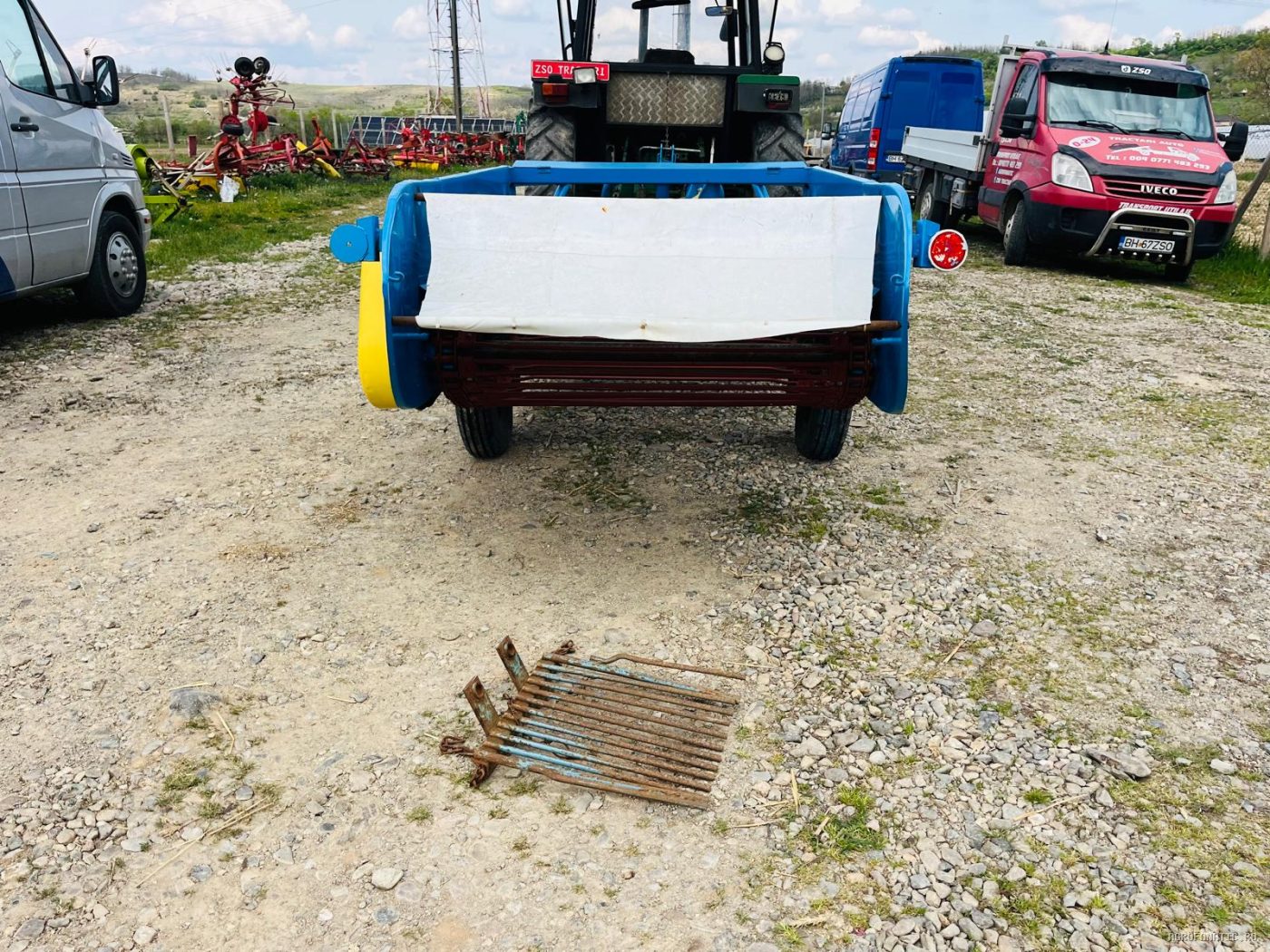 Culegatoare, utilaj de recoltat cartofi, ceapa pe 2 randuri Agromet — utilaj agricol de vanzare