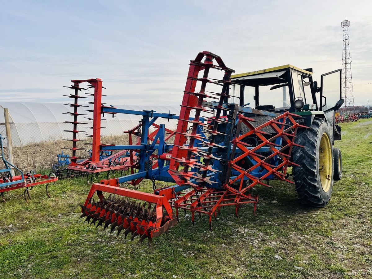 Grapa cu colti, 2 randuri de tavalugi stelati, pliabil hidraulic 3.5 m — utilaj agricol de vanzare la AgroFanatic Bihor