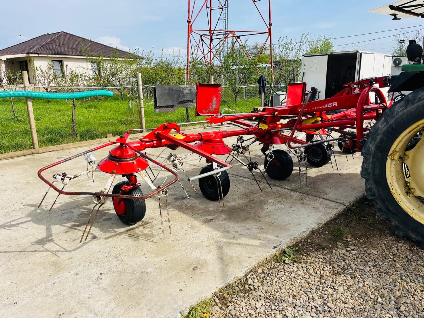 Grebla de imprastiat fan, iarba, lucerna Pottinger 6.70 m latime — utilaj agricol de vanzare