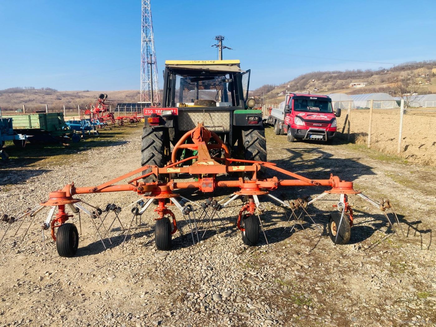 Grebla de imprastiat fan Kuhn 4.40 m — utilaj agricol de vanzare