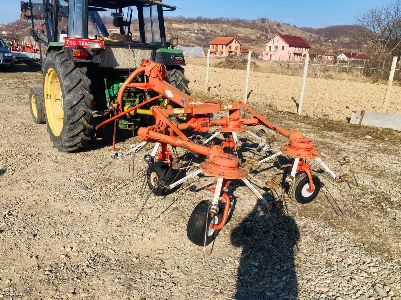 Grebla de imprastiat fan Kuhn 4.40 m — utilaj agricol de vanzare