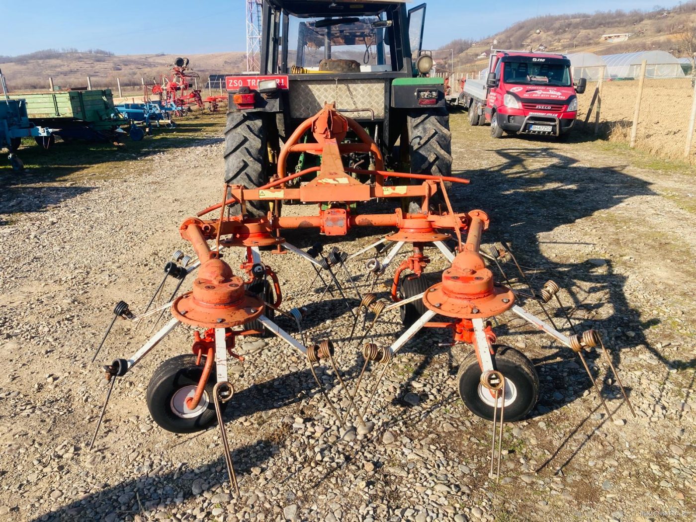 Grebla de imprastiat fan Kuhn 4.40 m — utilaj agricol de vanzare