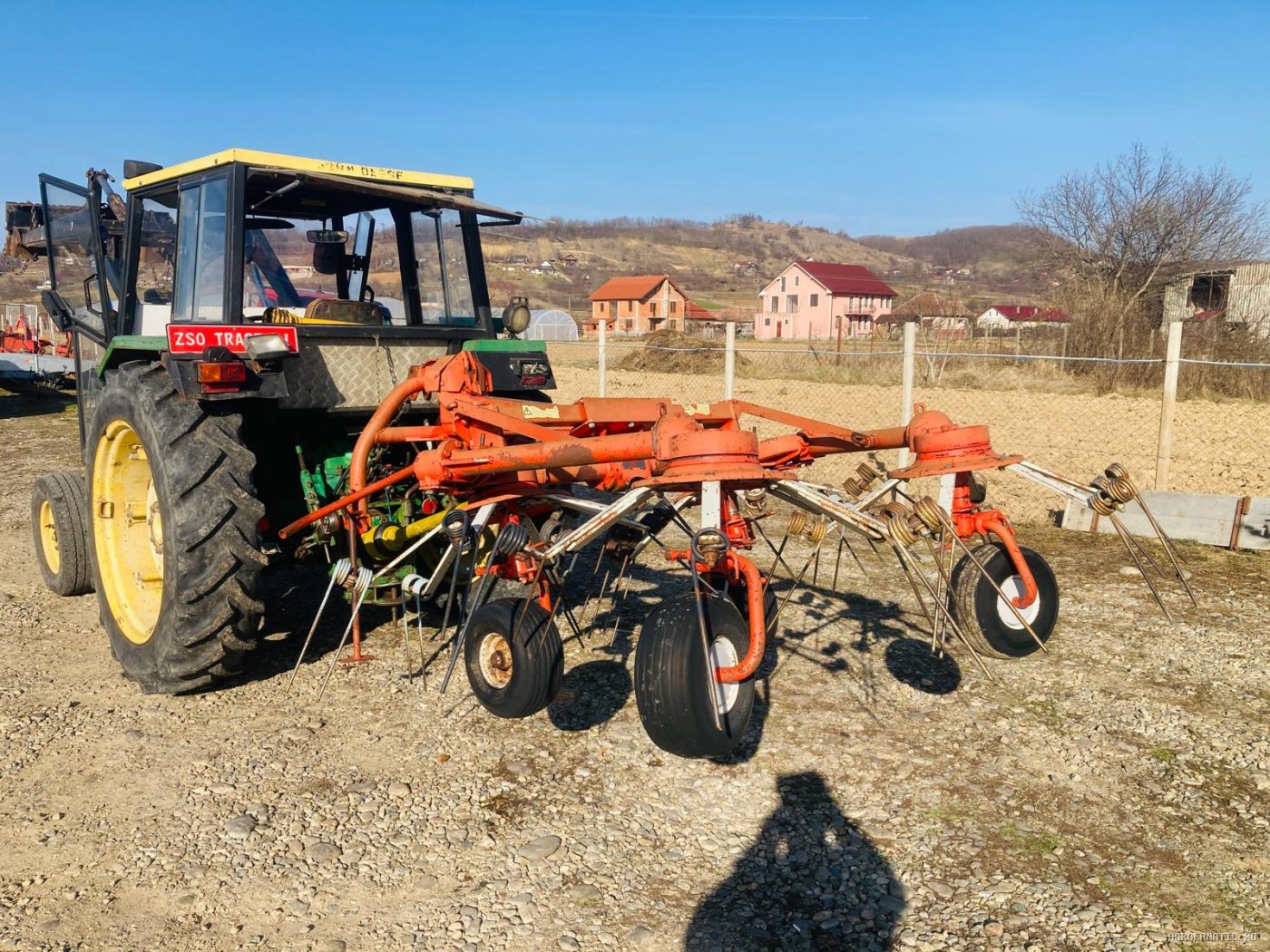 Grebla de imprastiat fan Kuhn 4.40 m — utilaj agricol de vanzare