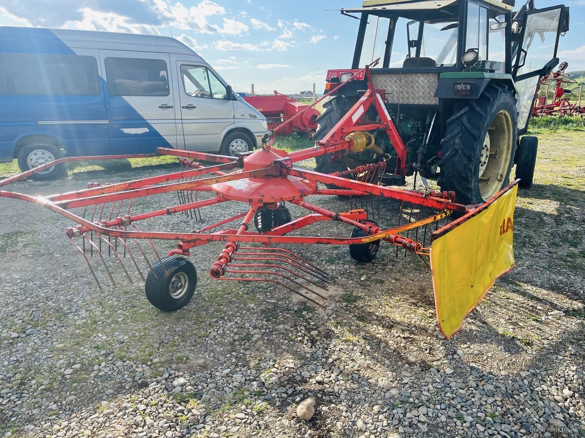 Grebla tip paianjen, paiangen Fella cu 3 roti, 8 brate de adunat fan, iarba, paie, lucerna — utilaj agricol de vanzare la AgroFanatic Bihor