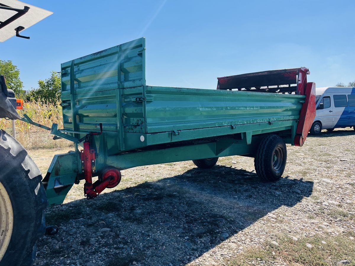 Mig gunoi, balegar remorca de imprastiat inproscat Kirchner 5.5 Tone, 3 lanturi, 2 tamburi 2 sensuri roti mari sasiu in V — utilaj agricol de vanzare la AgroFanatic Bihor