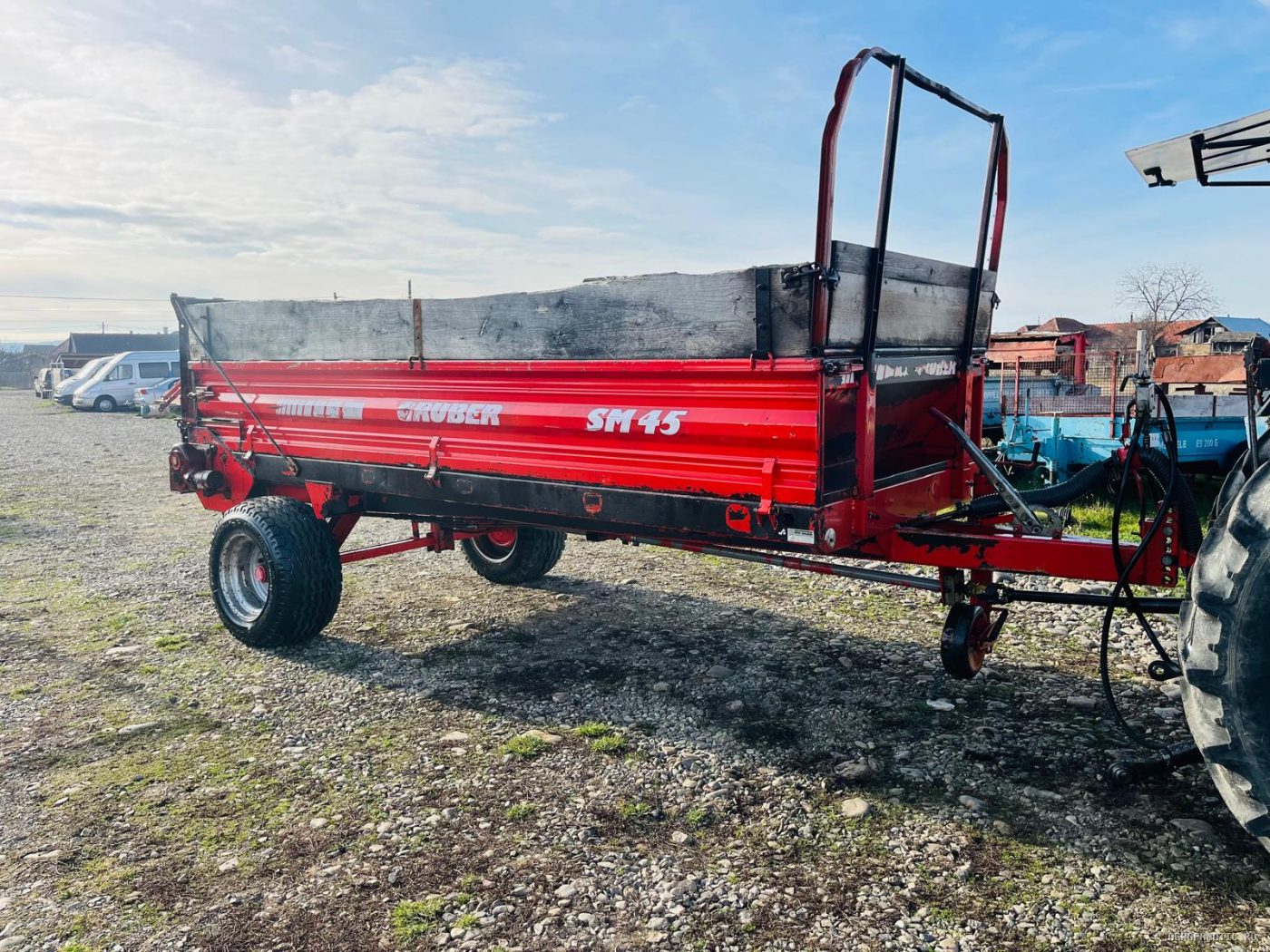 Mig gunoi Gruber 4.5 Tone — utilaj agricol de vanzare