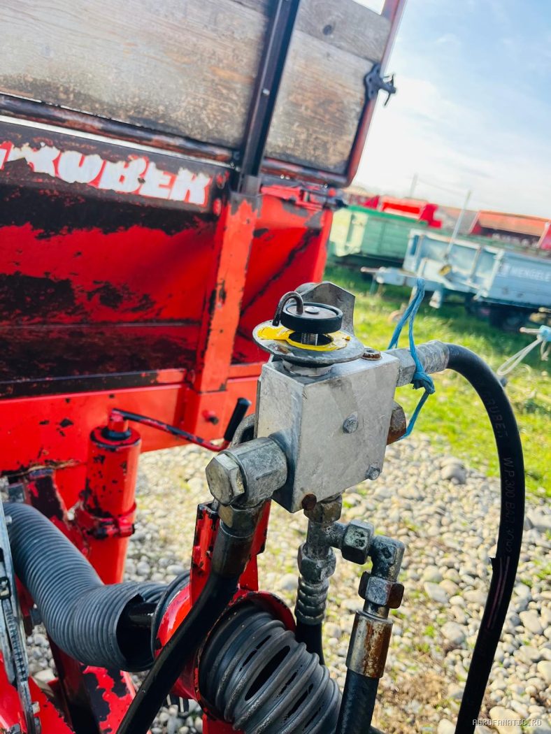 Mig gunoi Gruber 4.5 Tone — utilaj agricol de vanzare