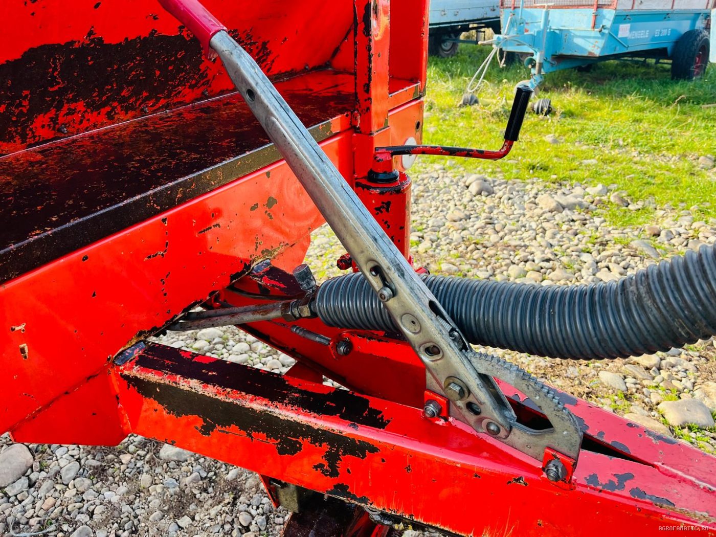 Mig gunoi Gruber 4.5 Tone — utilaj agricol de vanzare