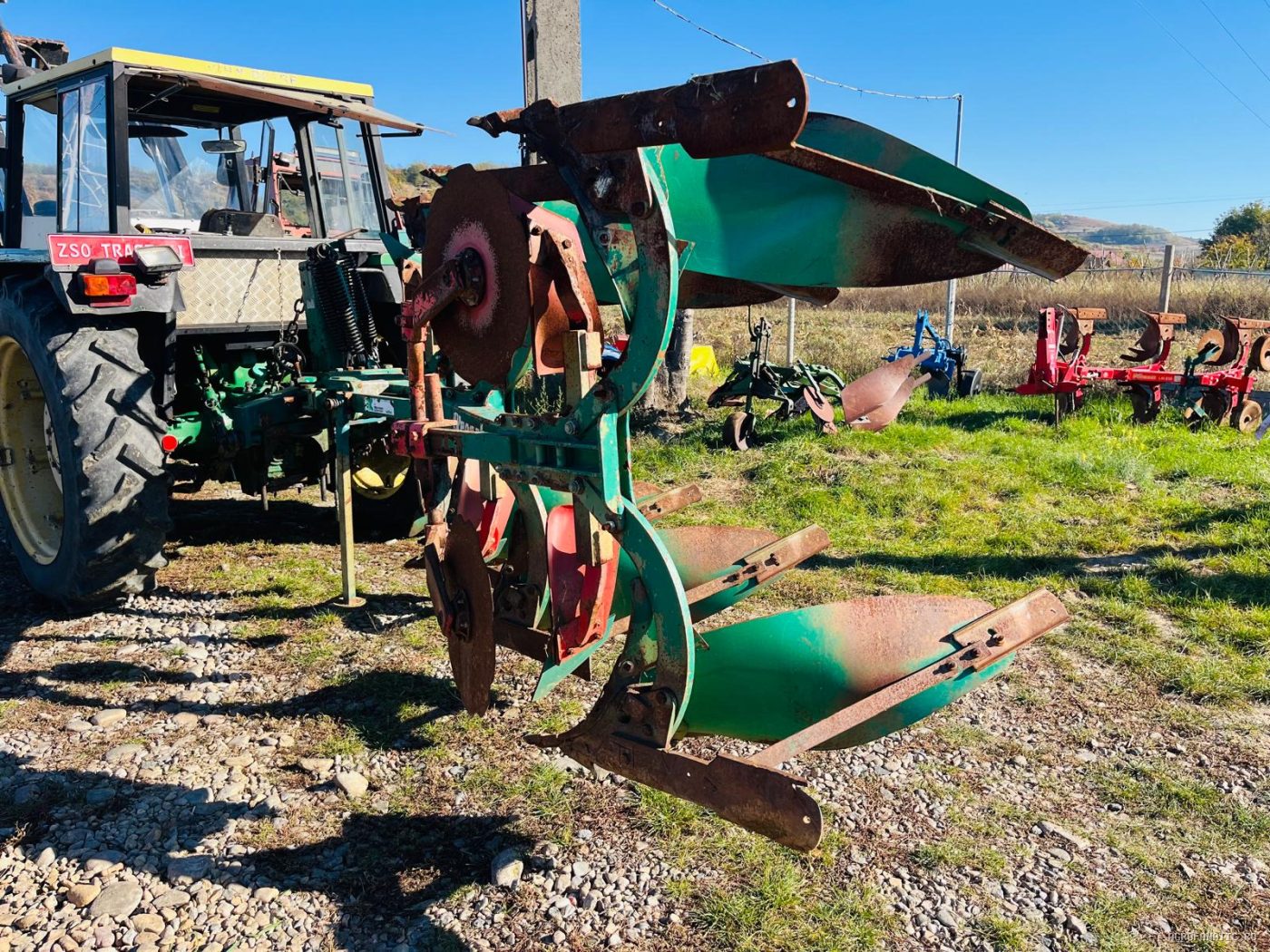 Plug 3 trupite reversibil hidraulic Regent — utilaj agricol de vanzare