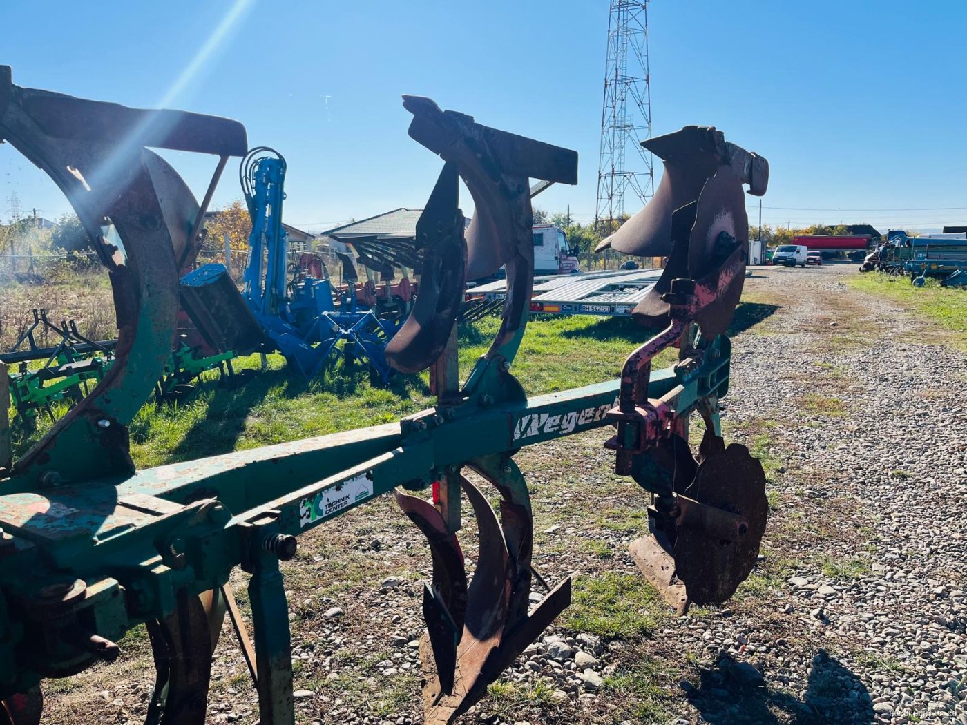 Plug 3 trupite reversibil hidraulic Regent — utilaj agricol de vanzare