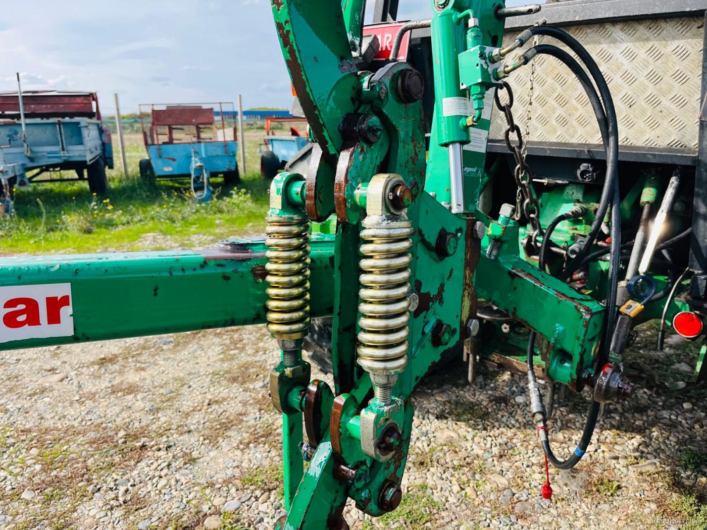 Plug cu 3 cormane reversibil hidraulic Regent Megastar — utilaj agricol de vanzare