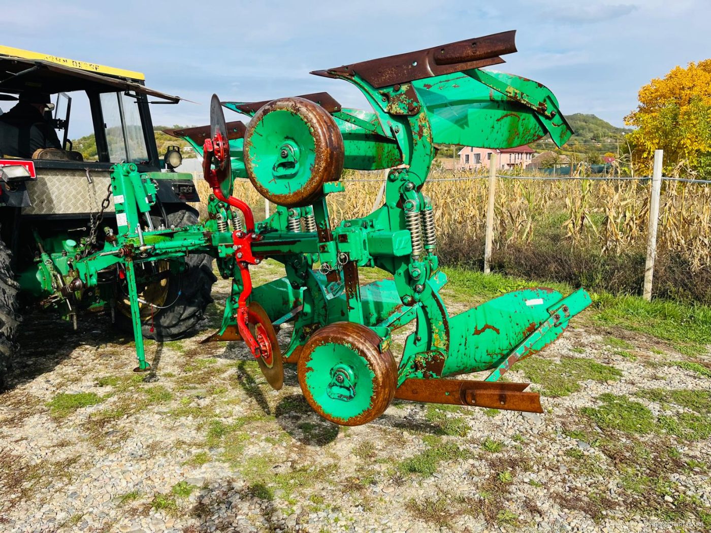 Plug cu 3 cormane reversibil hidraulic Regent Megastar — utilaj agricol de vanzare