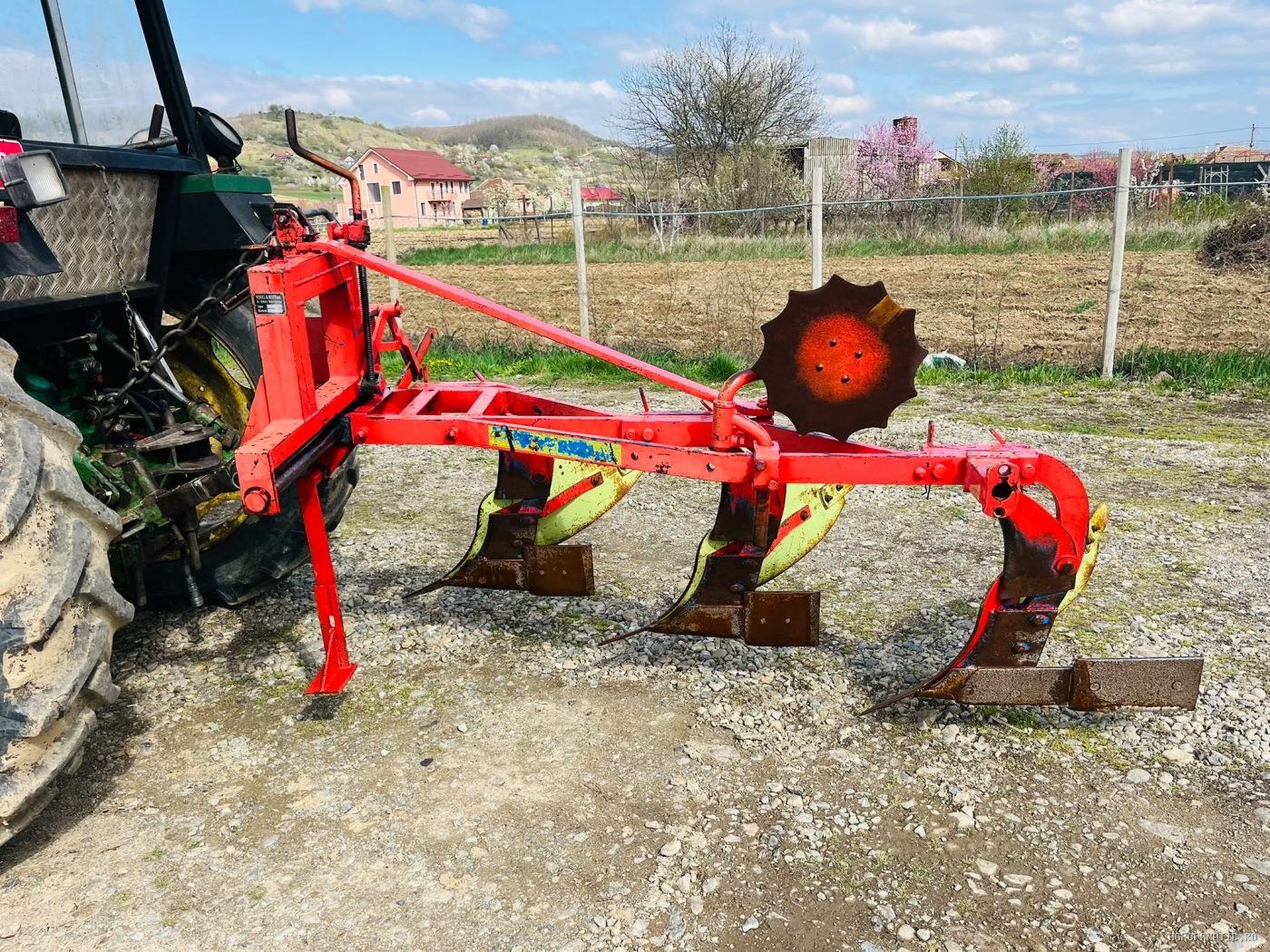 Plug cu 3 cormane Vogel & Noot, fara roata — utilaj agricol de vanzare