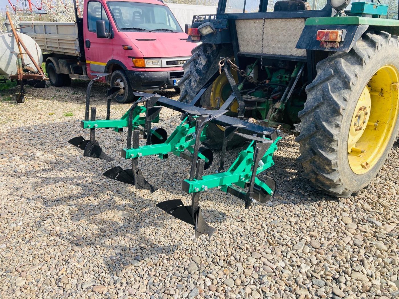 Prasietor porumb cu 3 sectii Ekiw Polonia, utilaj nou — utilaj agricol de vanzare