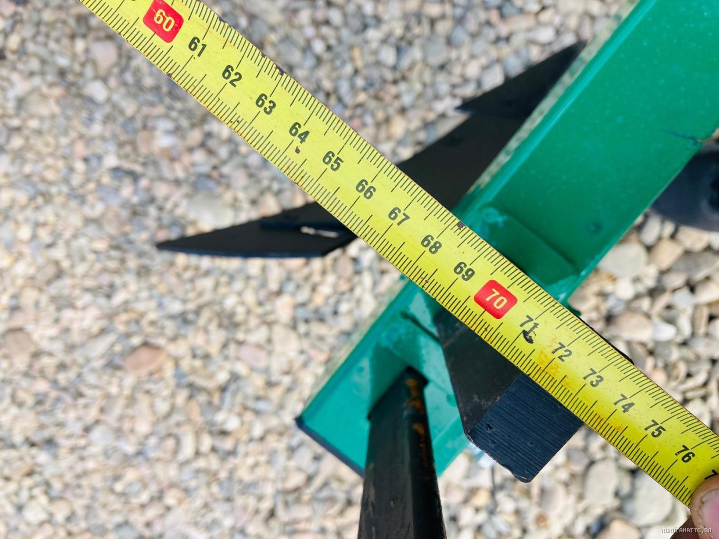Prasietor porumb cu 3 sectii Ekiw Polonia, utilaj nou — utilaj agricol de vanzare