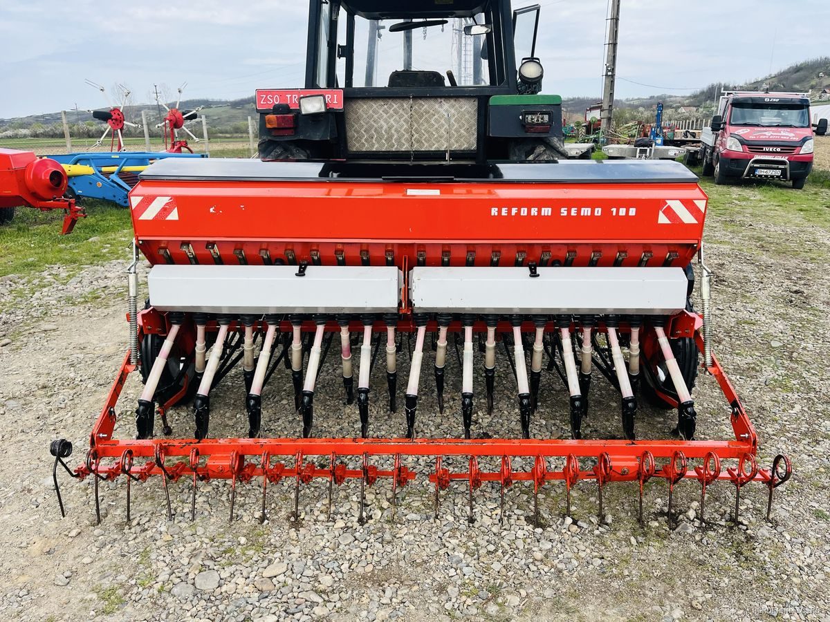 Semanatoare de paioase, grau, lucerna, iarba ovaz Reform 100 2.5 m — utilaj agricol de vanzare la AgroFanatic Bihor