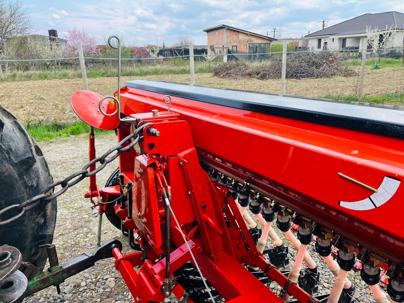 Semanatoare de paioase, grau, lucerna Reform 100 2.5 m — utilaj agricol de vanzare
