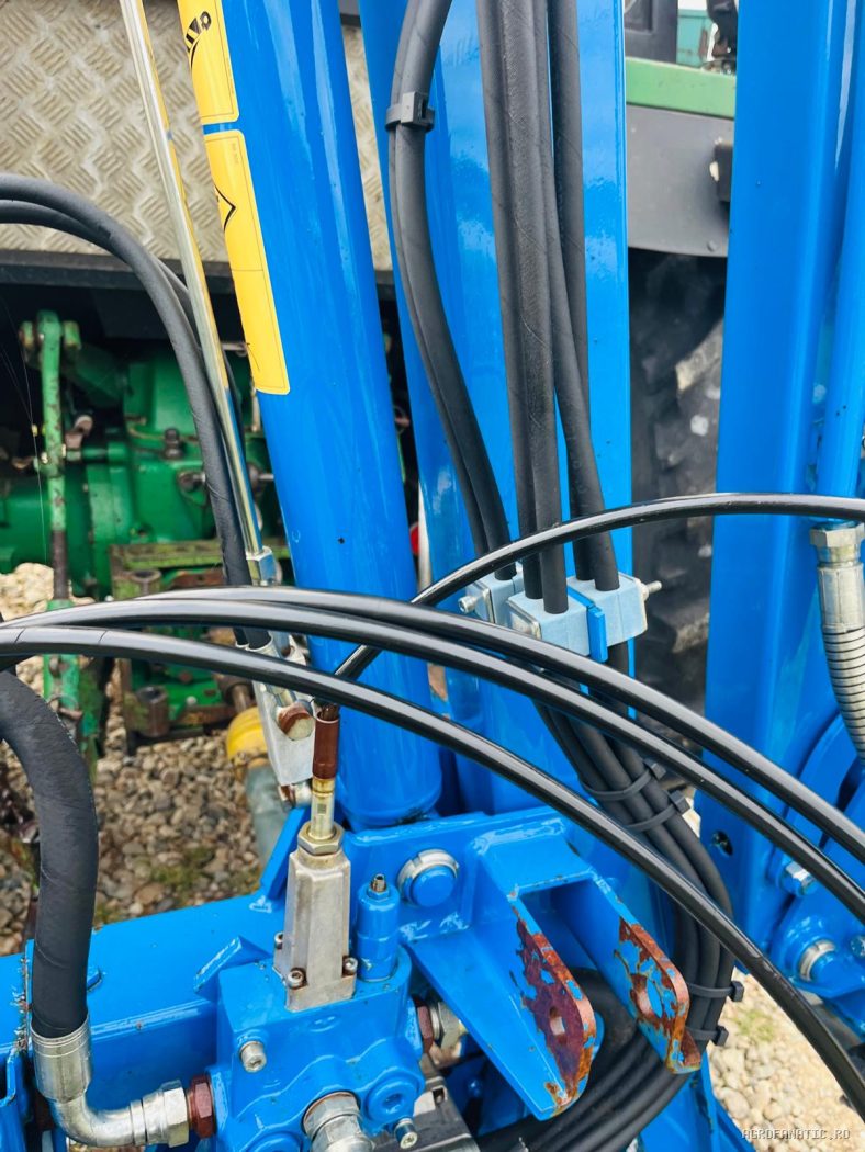 Tocator de resturi vegetale Zappator cu brat hidraulic — utilaj agricol de vanzare