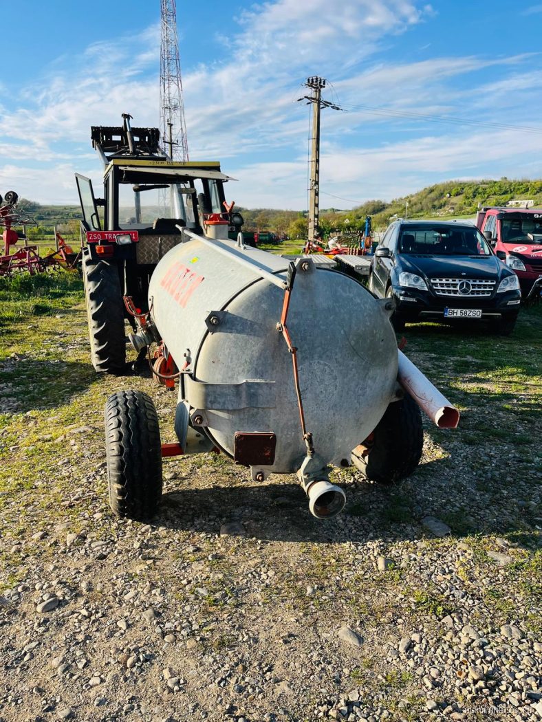 Vidanja 1.700 l Bauer — utilaj agricol de vanzare
